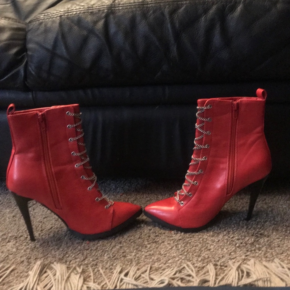 3 inch stilettos red chain heels 👠